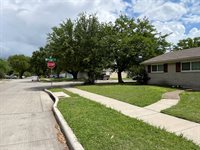 501 Sparks Street, Grand Prairie, TX 75051