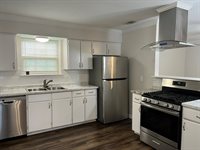 501 Sparks Street, Grand Prairie, TX 75051