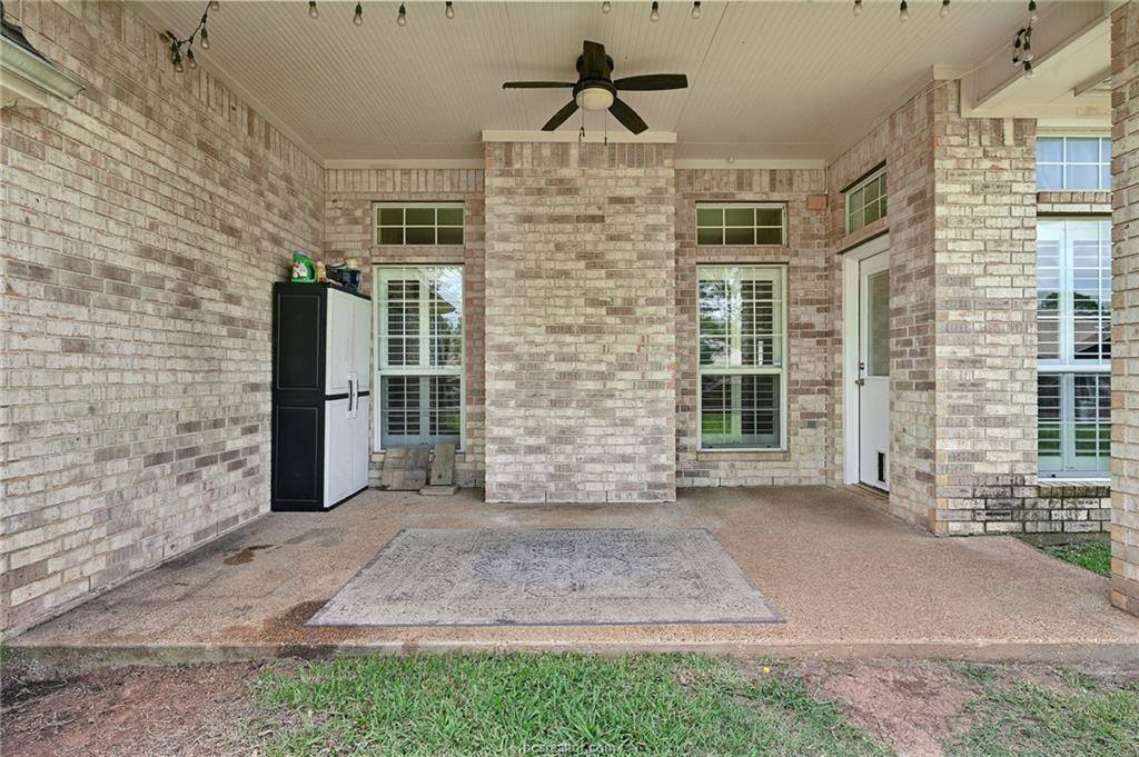 2107 Williams Way, Bryan, TX 77808