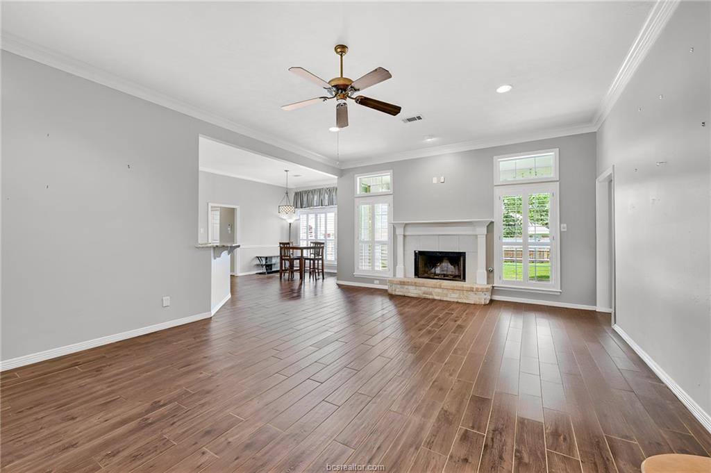2107 Williams Way, Bryan, TX 77808
