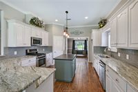 2107 Williams Way, Bryan, TX 77808