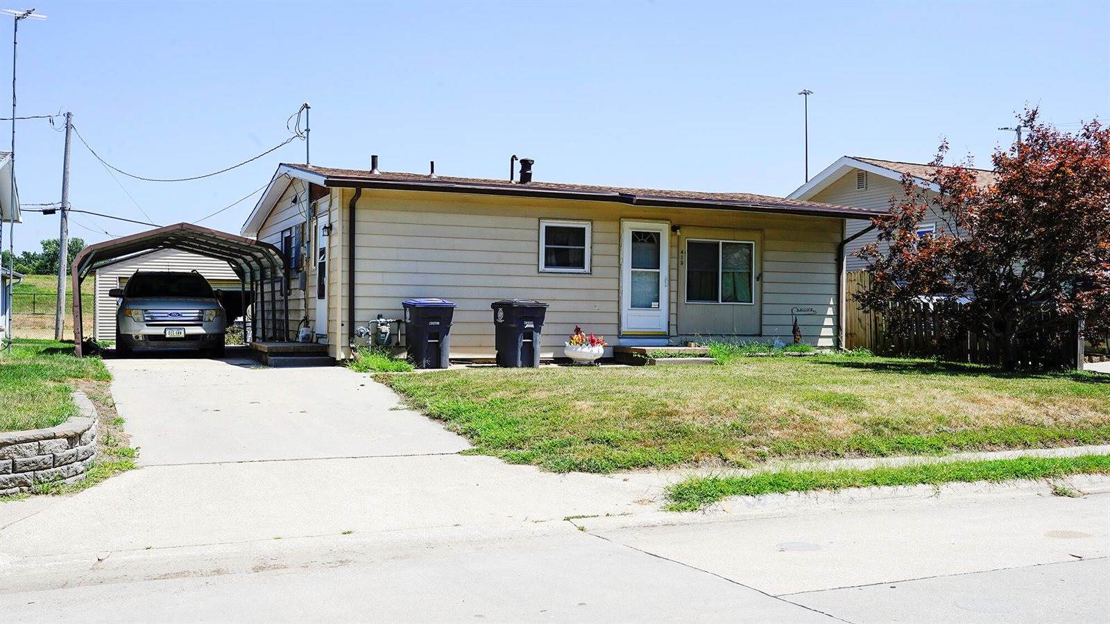 415 North 38TH Street, Council Bluffs, IA 51501