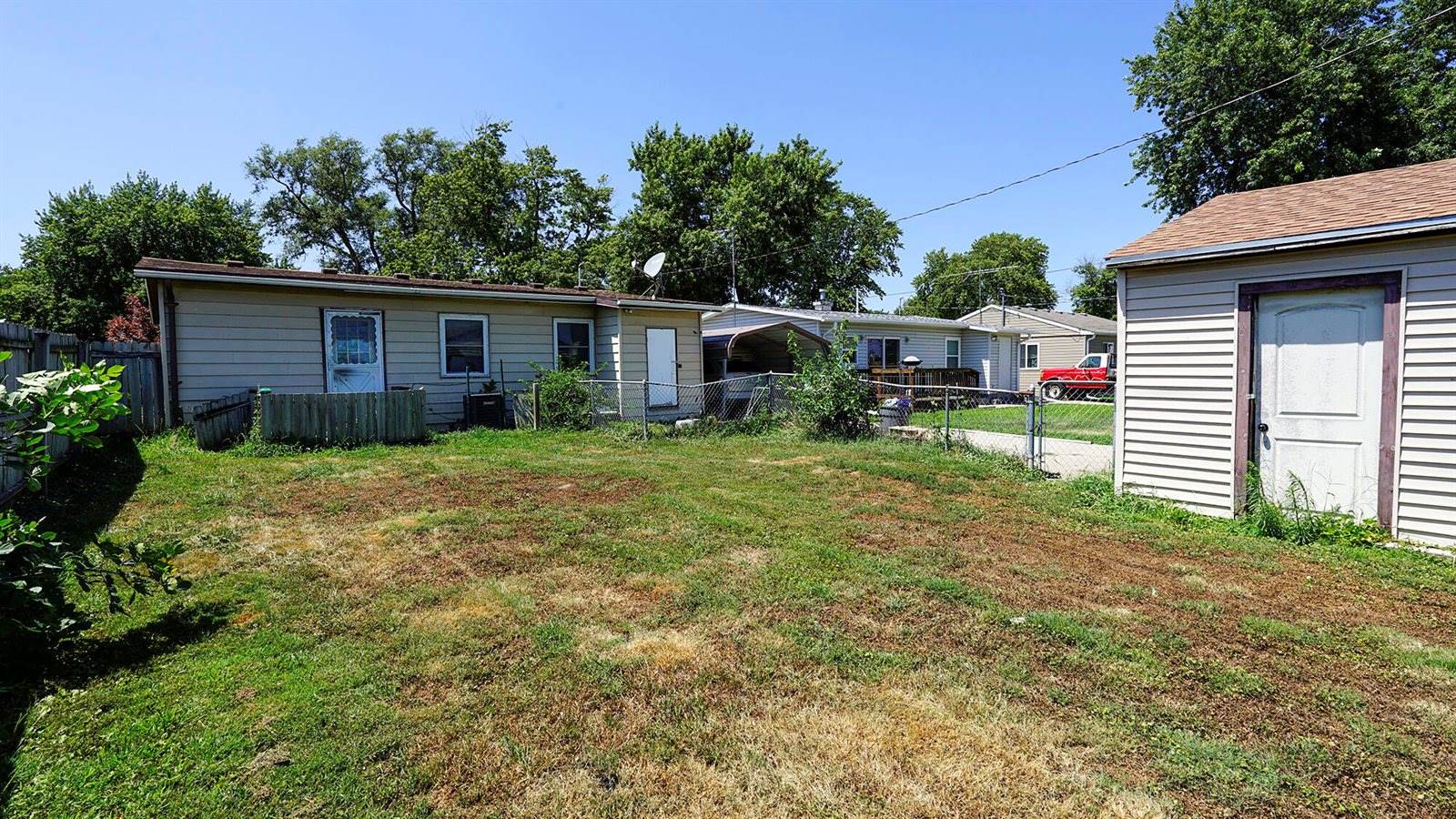 415 North 38TH Street, Council Bluffs, IA 51501