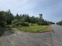 83 Main Street, Palmyra, ME 04965