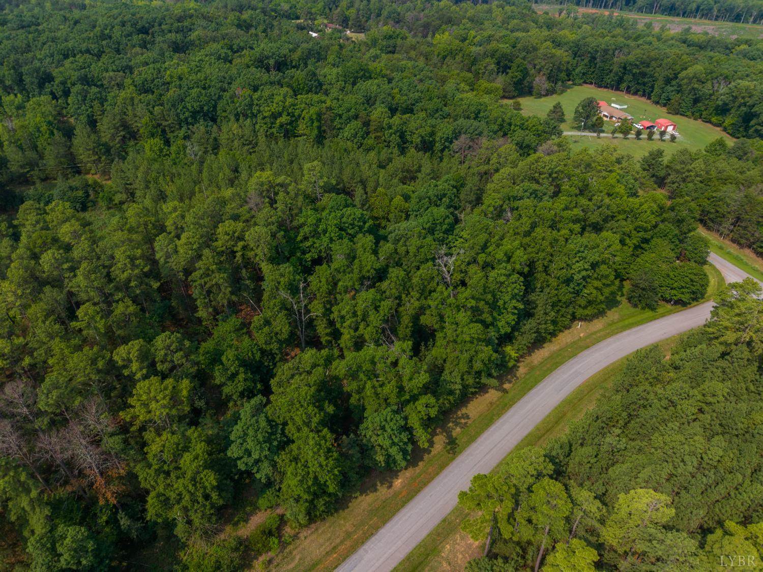 305 Runaway Bay Road, Lynch Station, VA 24571