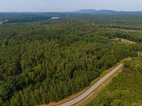 306 Runaway Bay Road, Lynch Station, VA 24571