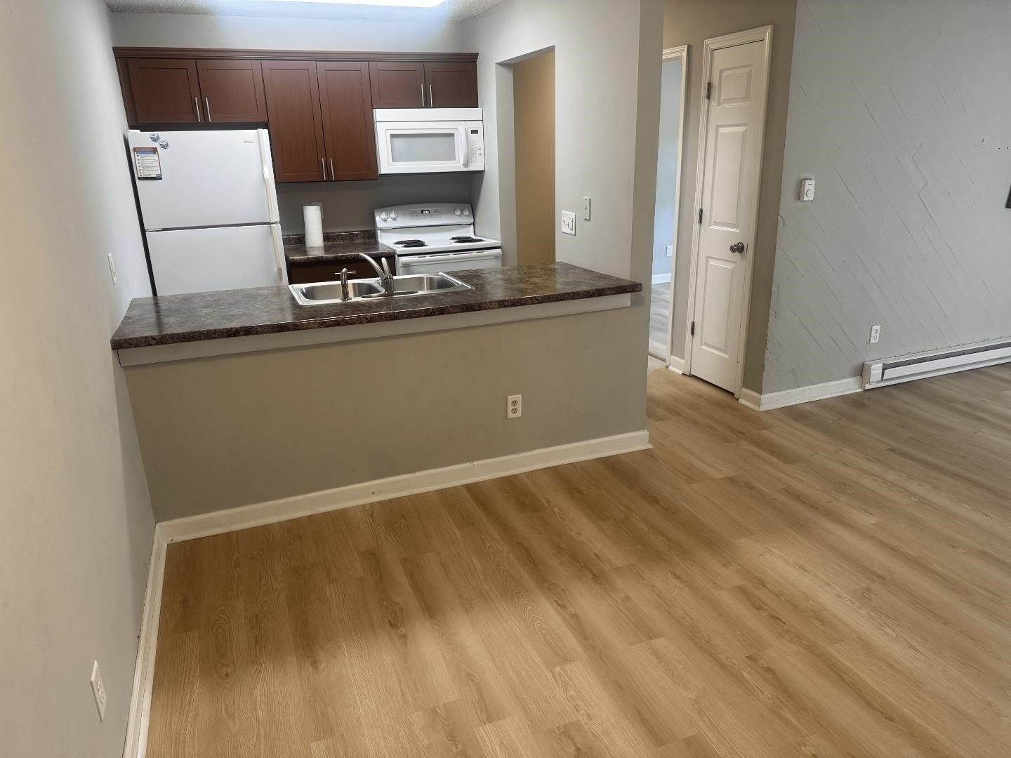 1831 Fuller Road, West Des Moines, IA 50265