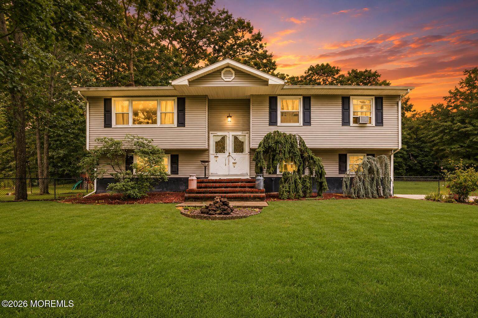 84 North Hope Chapel Road, Jackson, NJ 08527