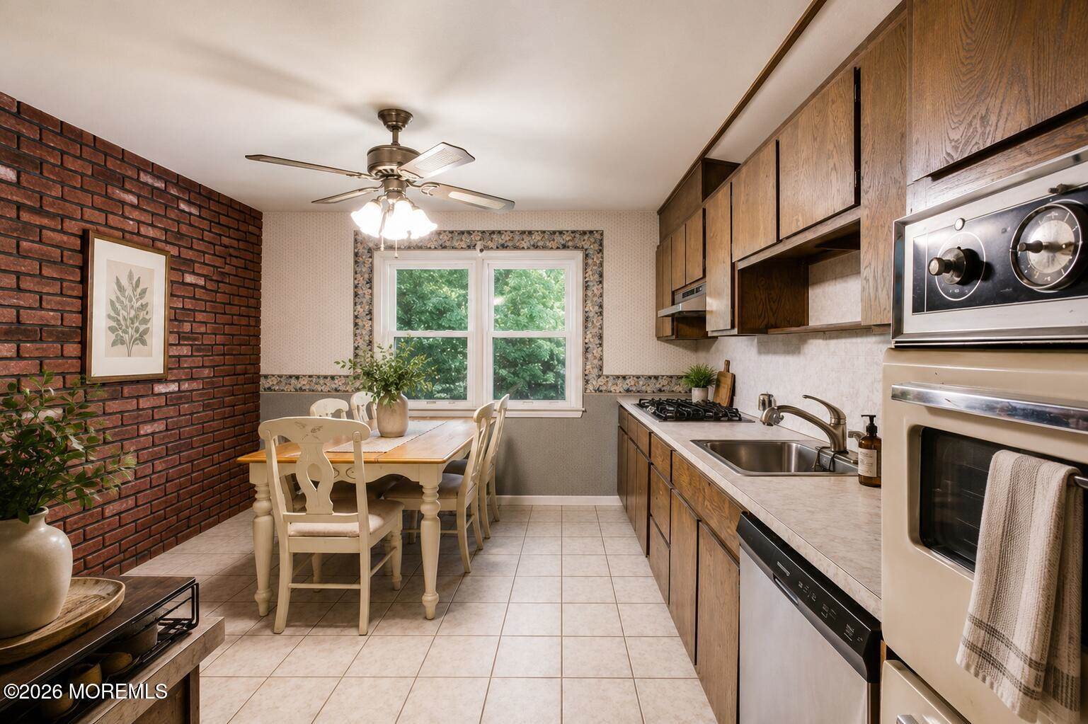 84 North Hope Chapel Road, Jackson, NJ 08527