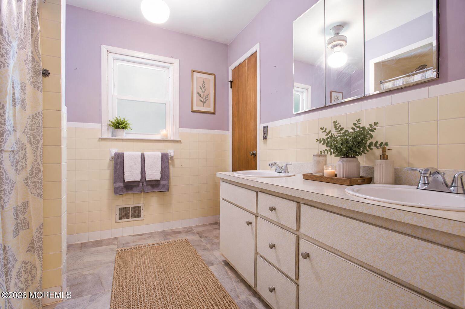84 North Hope Chapel Road, Jackson, NJ 08527