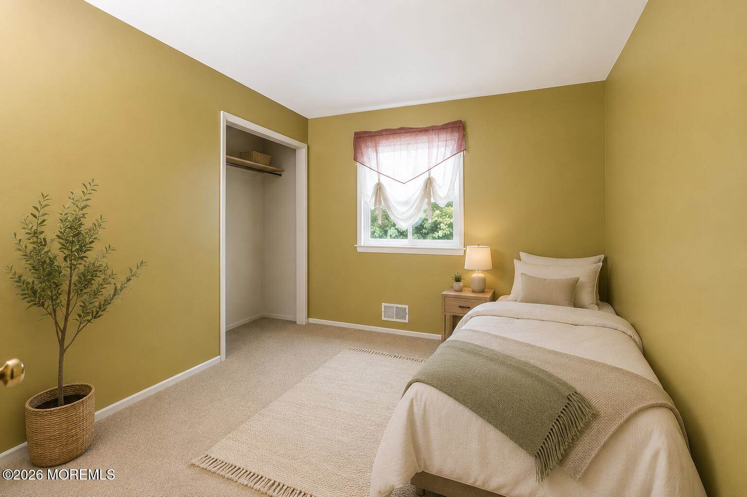 84 North Hope Chapel Road, Jackson, NJ 08527