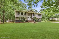 84 North Hope Chapel Road, Jackson, NJ 08527