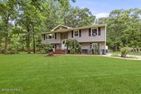 84 North Hope Chapel Road, Jackson, NJ 08527
