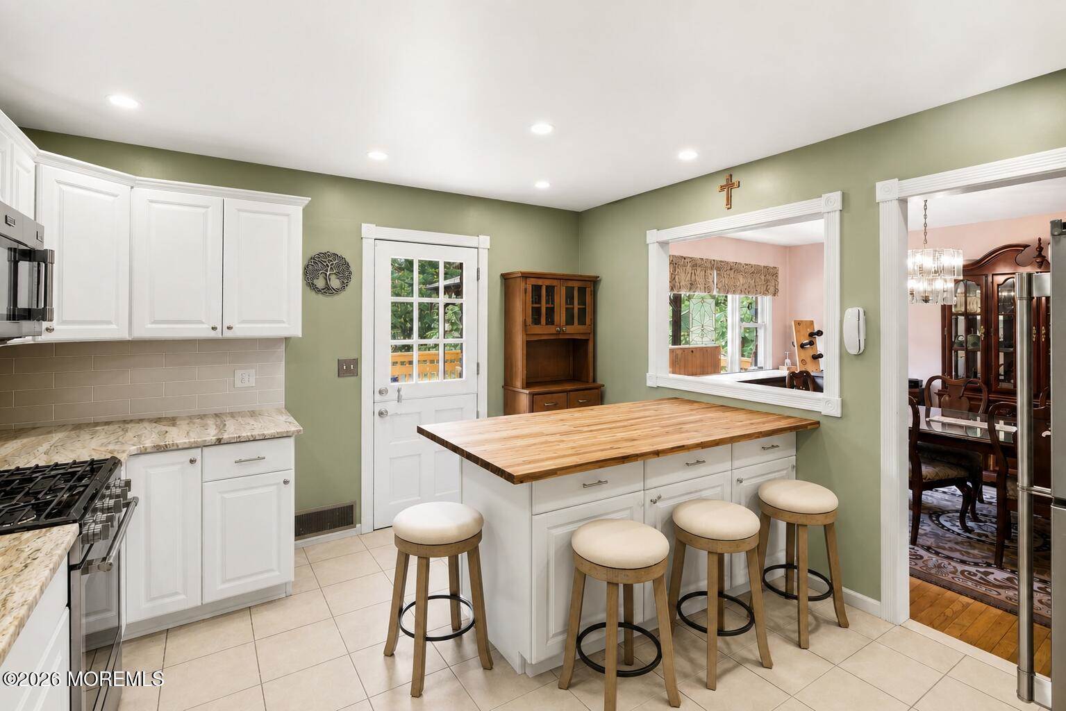 80 North Hope Chapel Road, Jackson, NJ 08527
