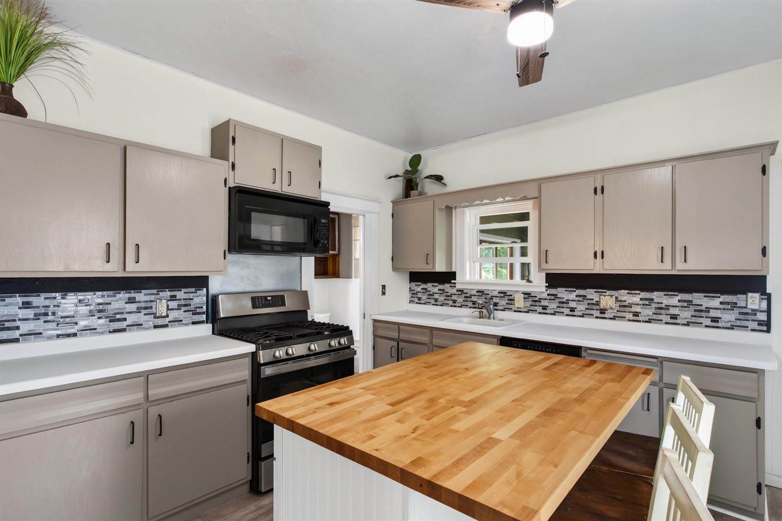 917 Western Avenue, Mosinee, WI 54455