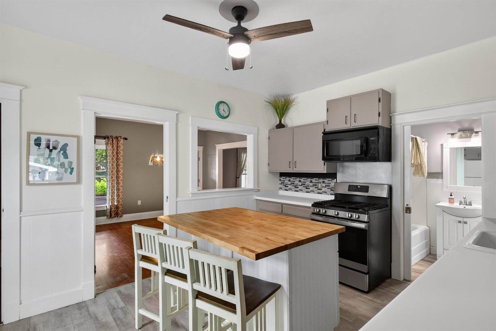 917 Western Avenue, Mosinee, WI 54455