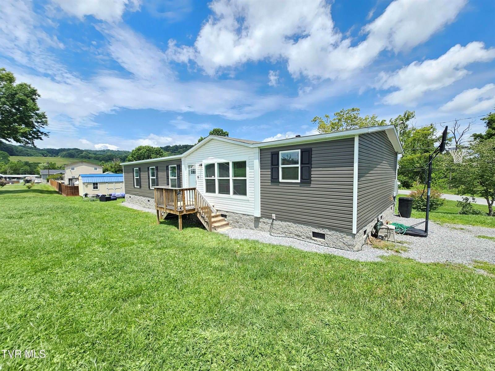 1135 Shipp Street, Kingsport, TN 37660