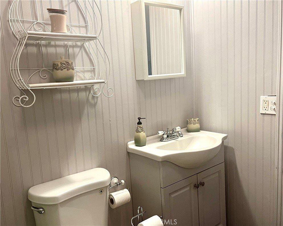 1800 South Main, Lakeport, CA 95453