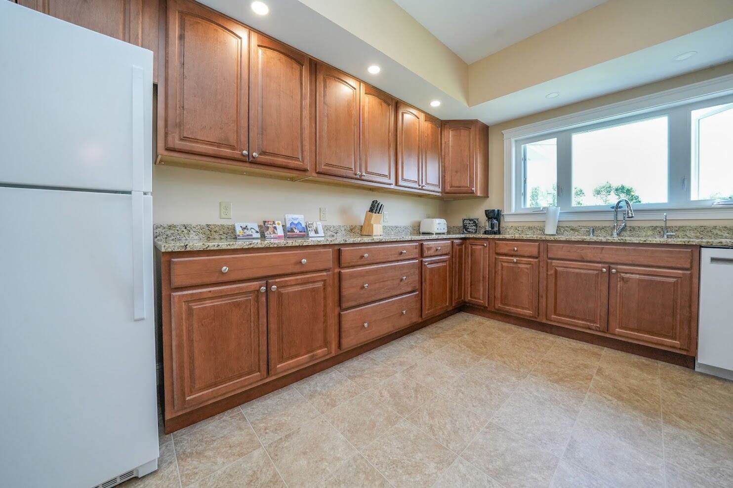 207 Corinth Road, Hudson, ME 04449
