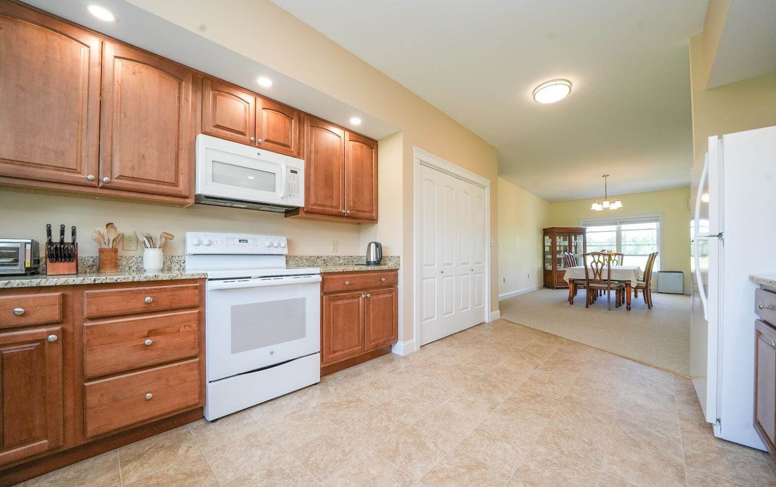 207 Corinth Road, Hudson, ME 04449