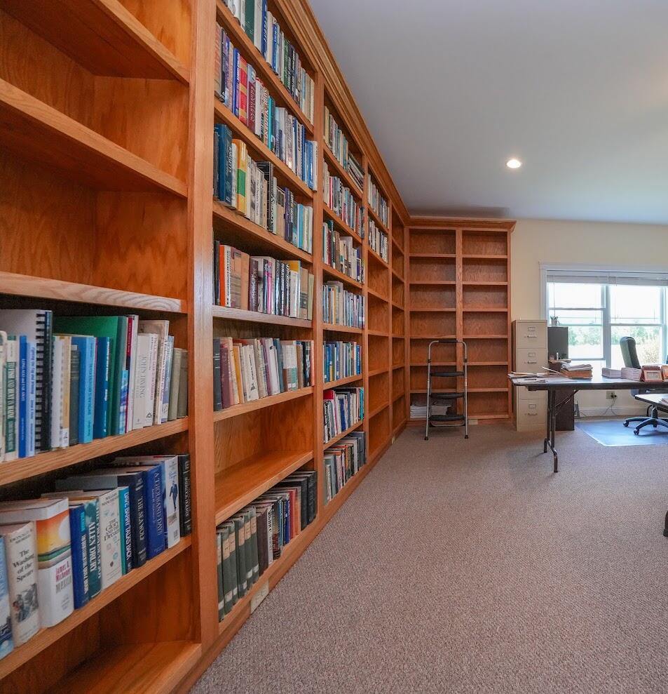 207 Corinth Road, Hudson, ME 04449