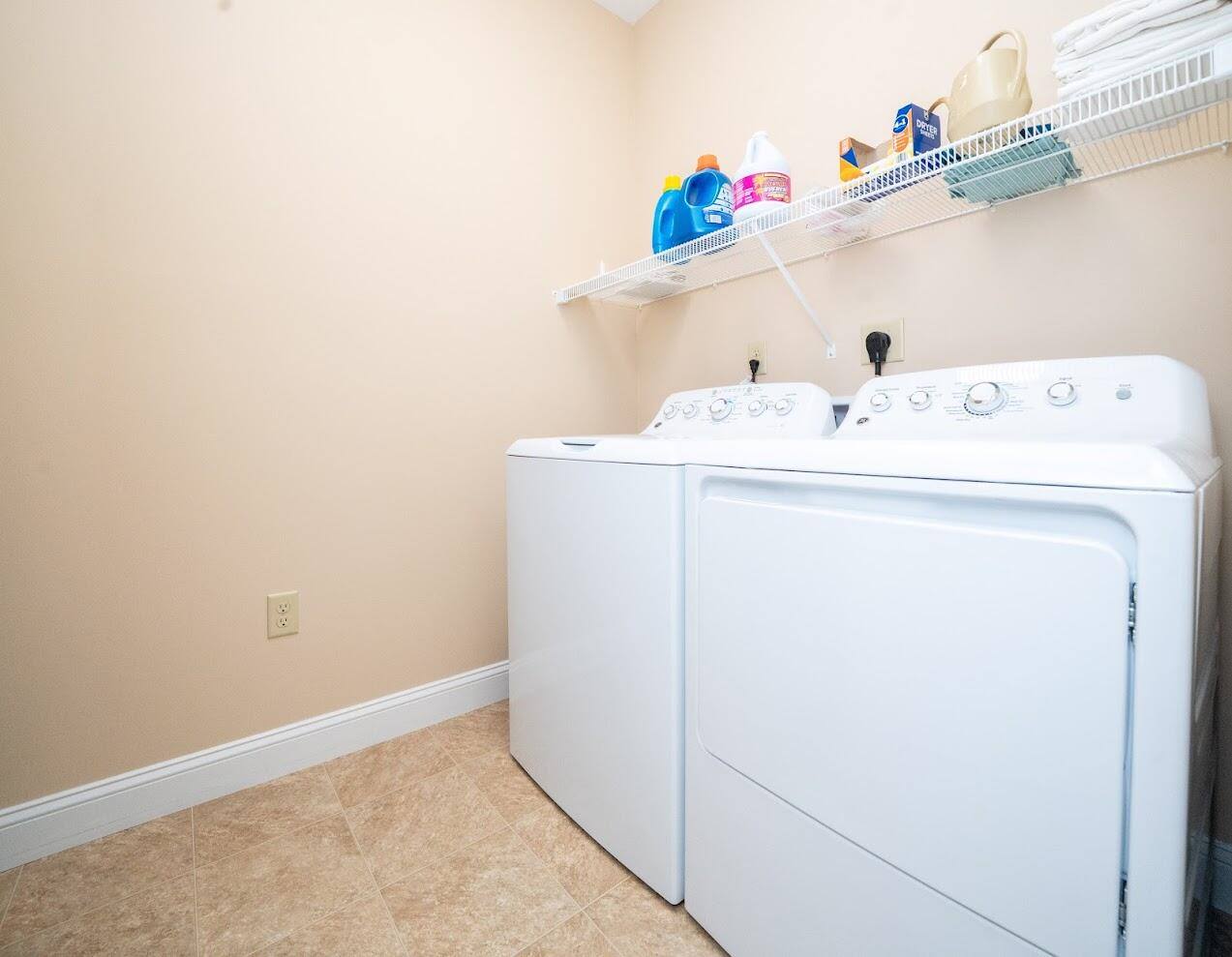 207 Corinth Road, Hudson, ME 04449
