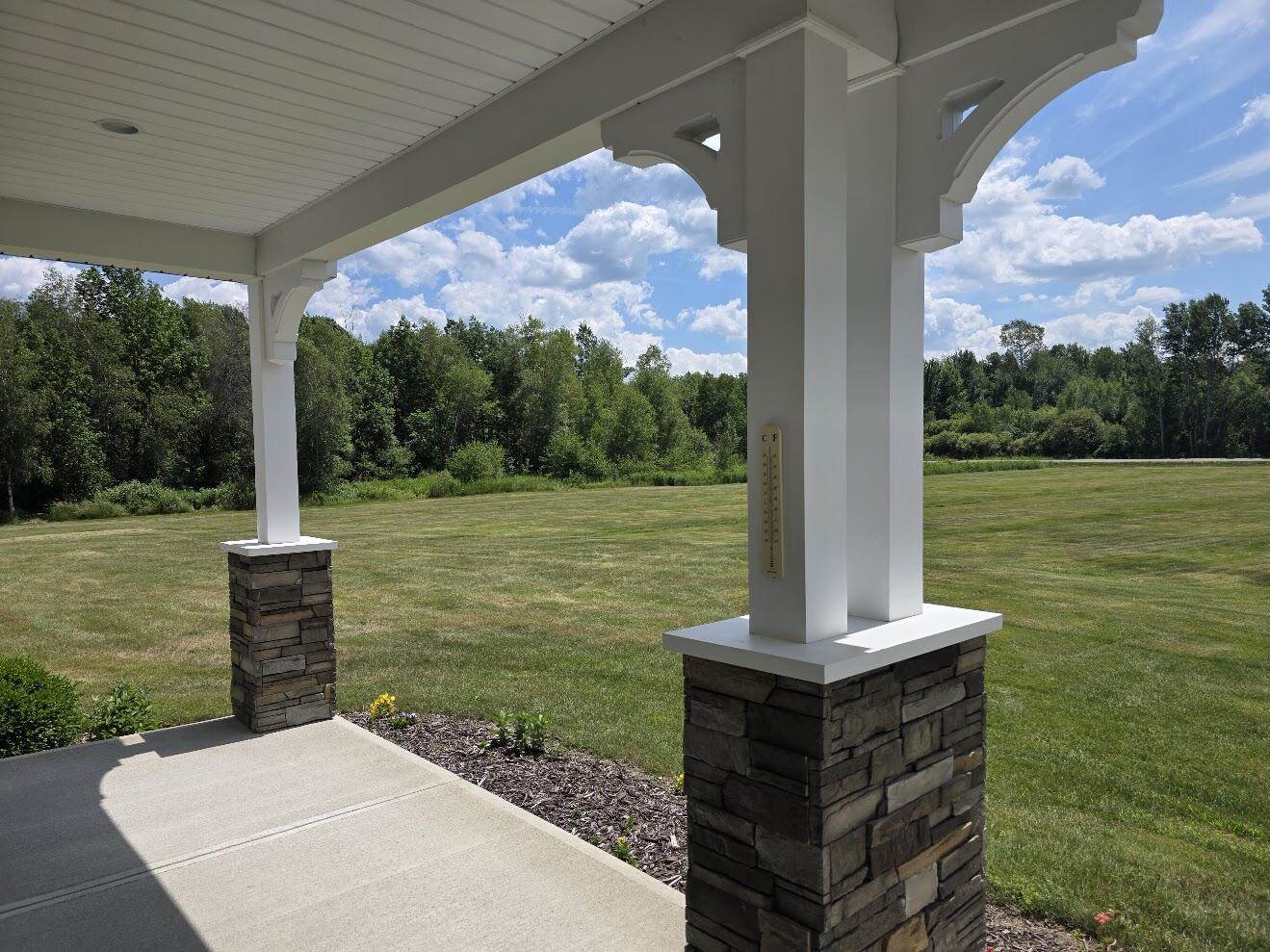 207 Corinth Road, Hudson, ME 04449