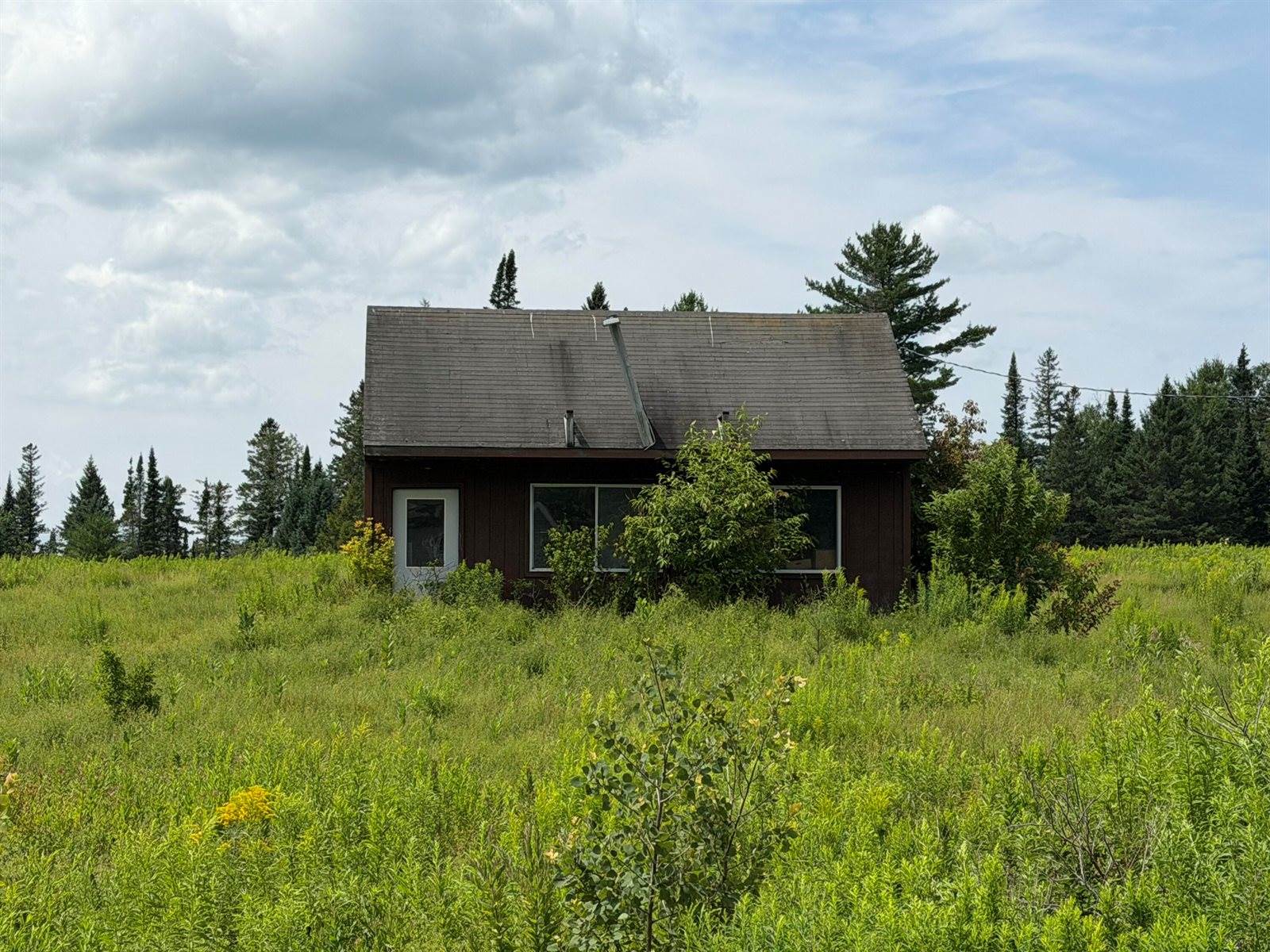 1211 North Dexter Road, Sangerville, ME 04479