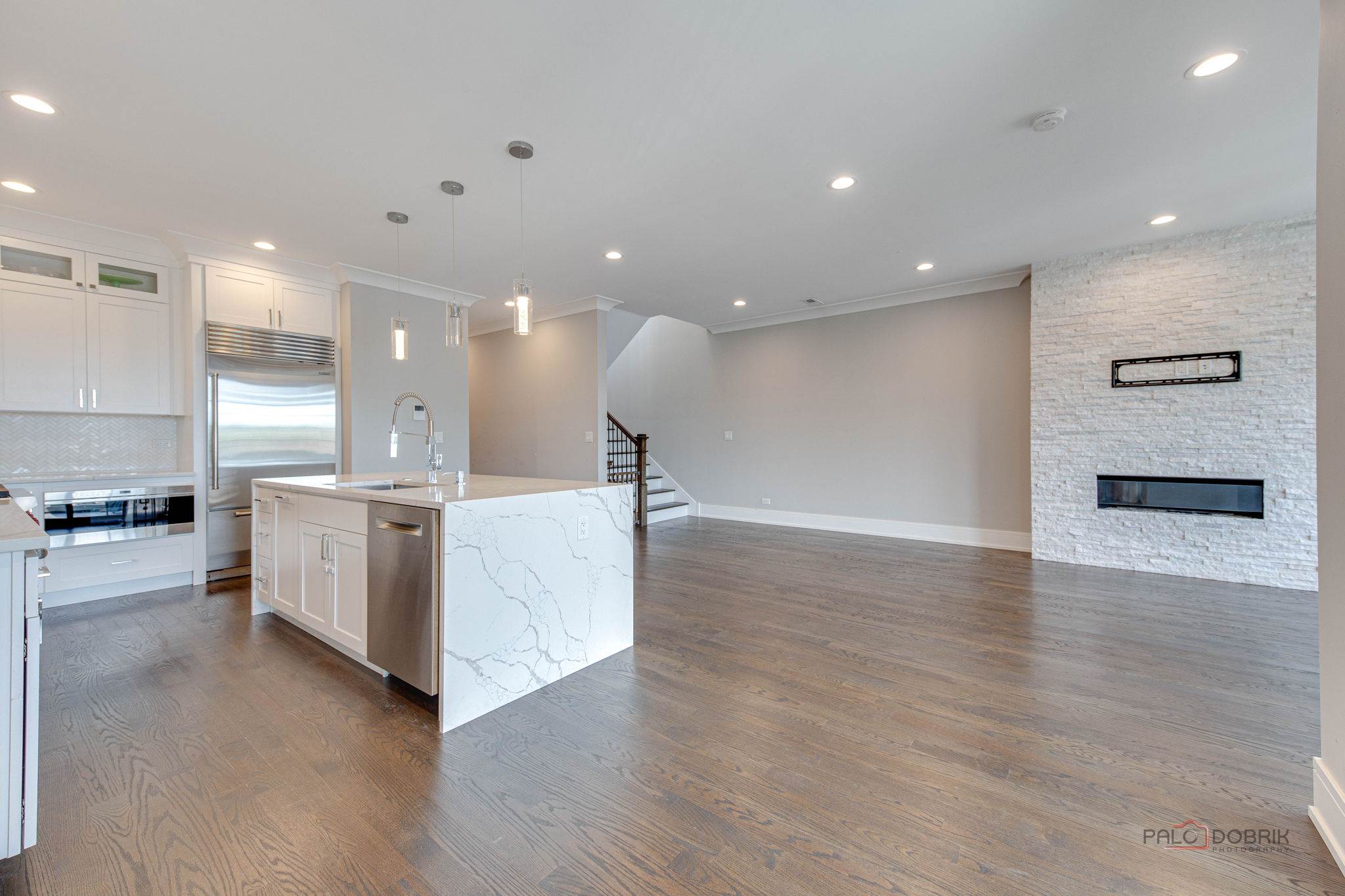 2309 W. Belmont Ave. #4, Chicago, IL 60618