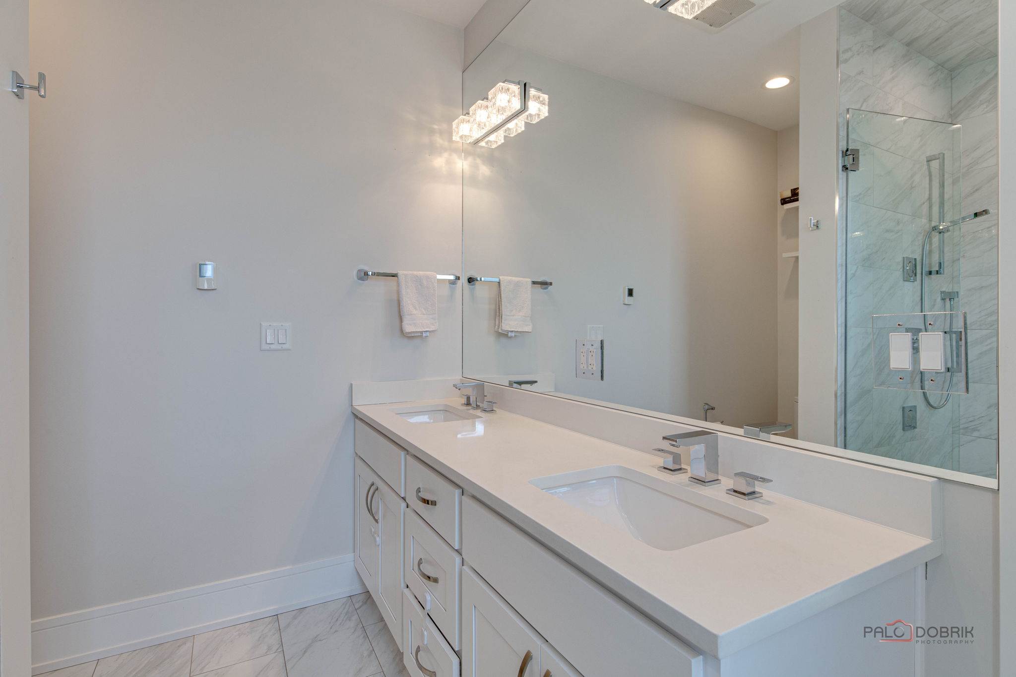 2309 W. Belmont Ave. #4, Chicago, IL 60618