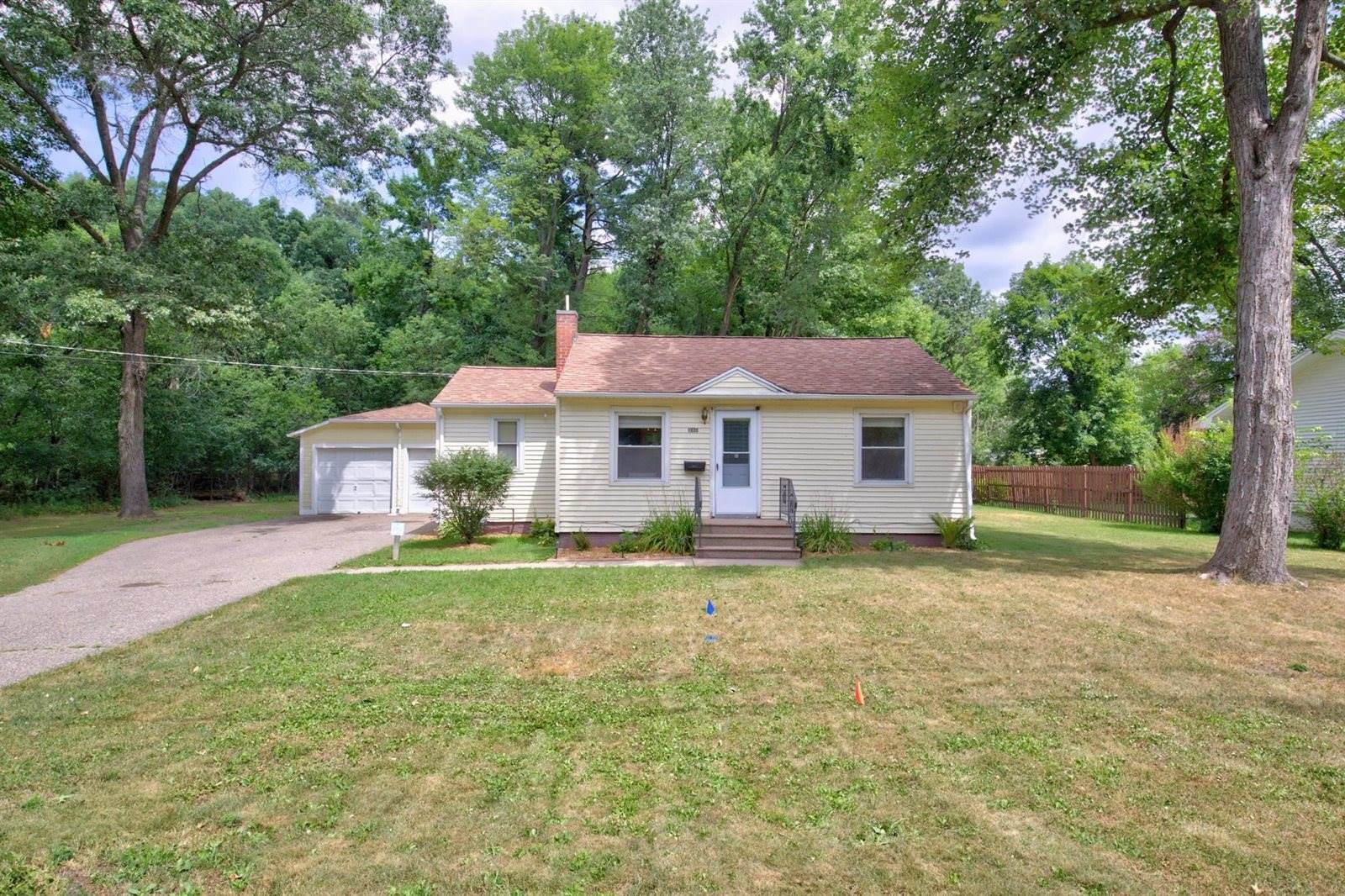 1930 Carey Street, Wisconsin Rapids, WI 54495