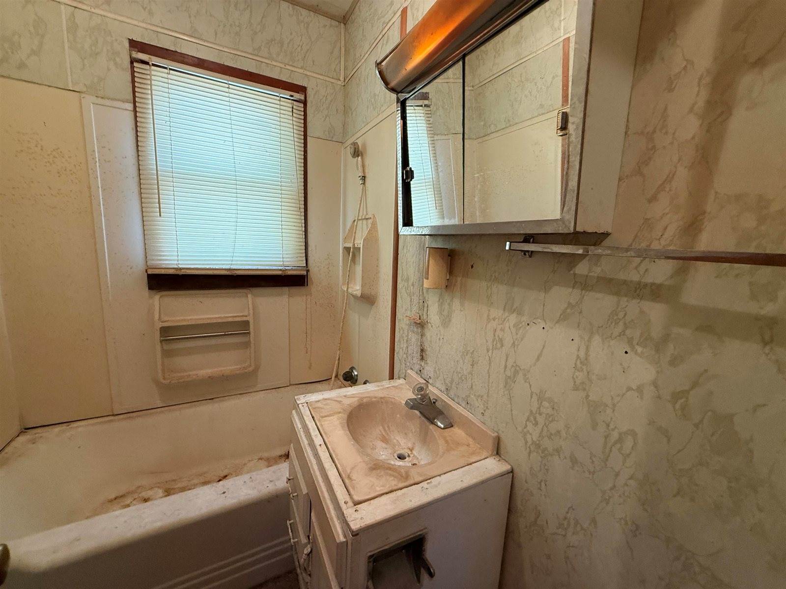 627 North Summit St, El Dorado, KS 67042