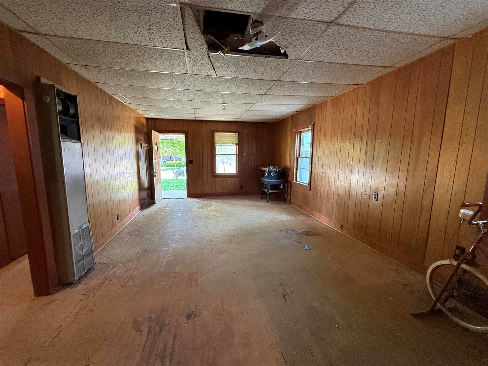627 North Summit St, El Dorado, KS 67042