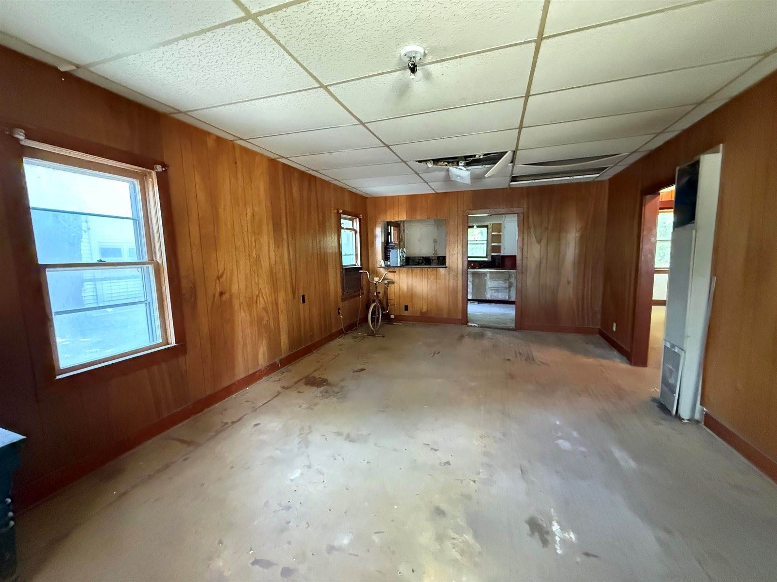 627 North Summit St, El Dorado, KS 67042