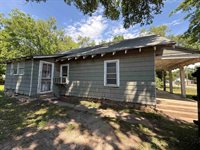 627 North Summit St, El Dorado, KS 67042
