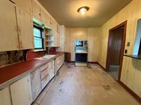 627 North Summit St, El Dorado, KS 67042