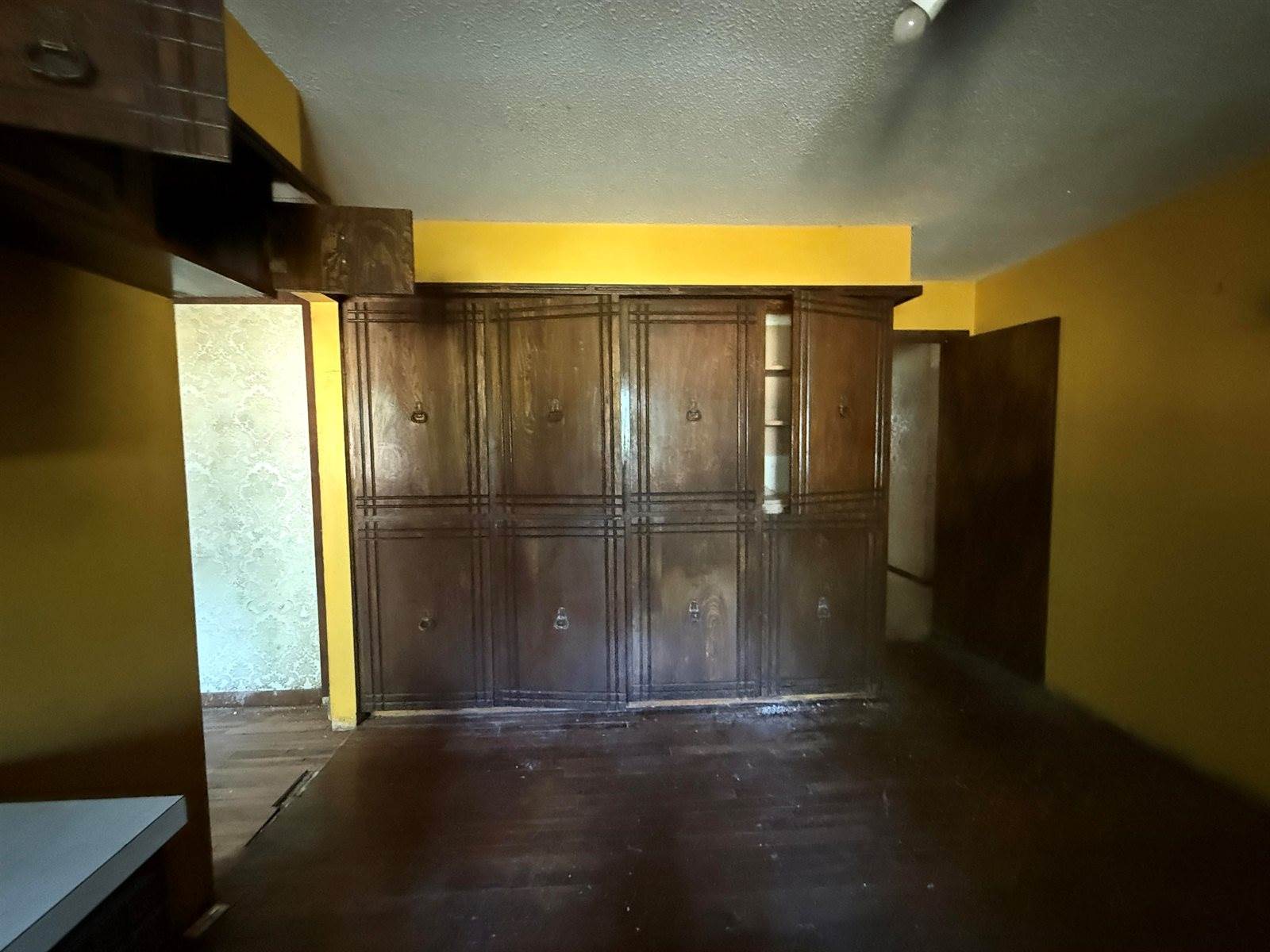 1319 Joyce St, El Dorado, KS 67042