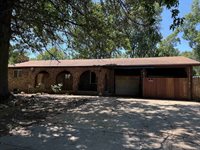 1319 Joyce St, El Dorado, KS 67042