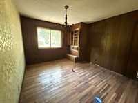 1319 Joyce St, El Dorado, KS 67042