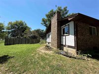 1319 Joyce St, El Dorado, KS 67042