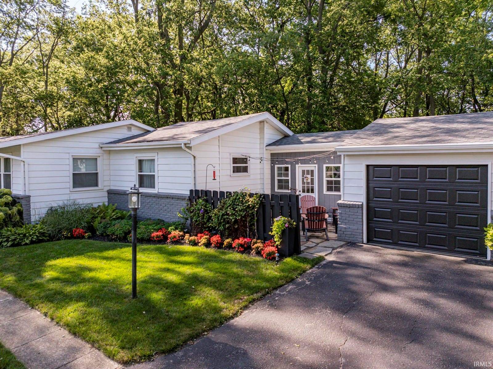 201 E Davidson Street, Muncie, IN 47303