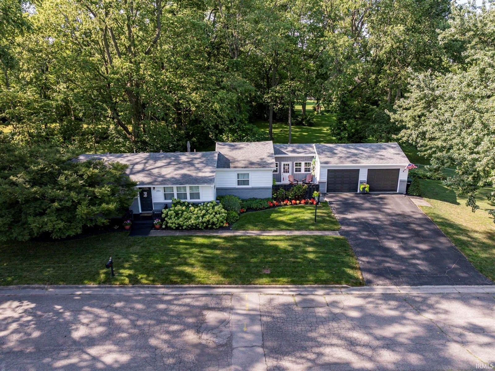 201 E Davidson Street, Muncie, IN 47303