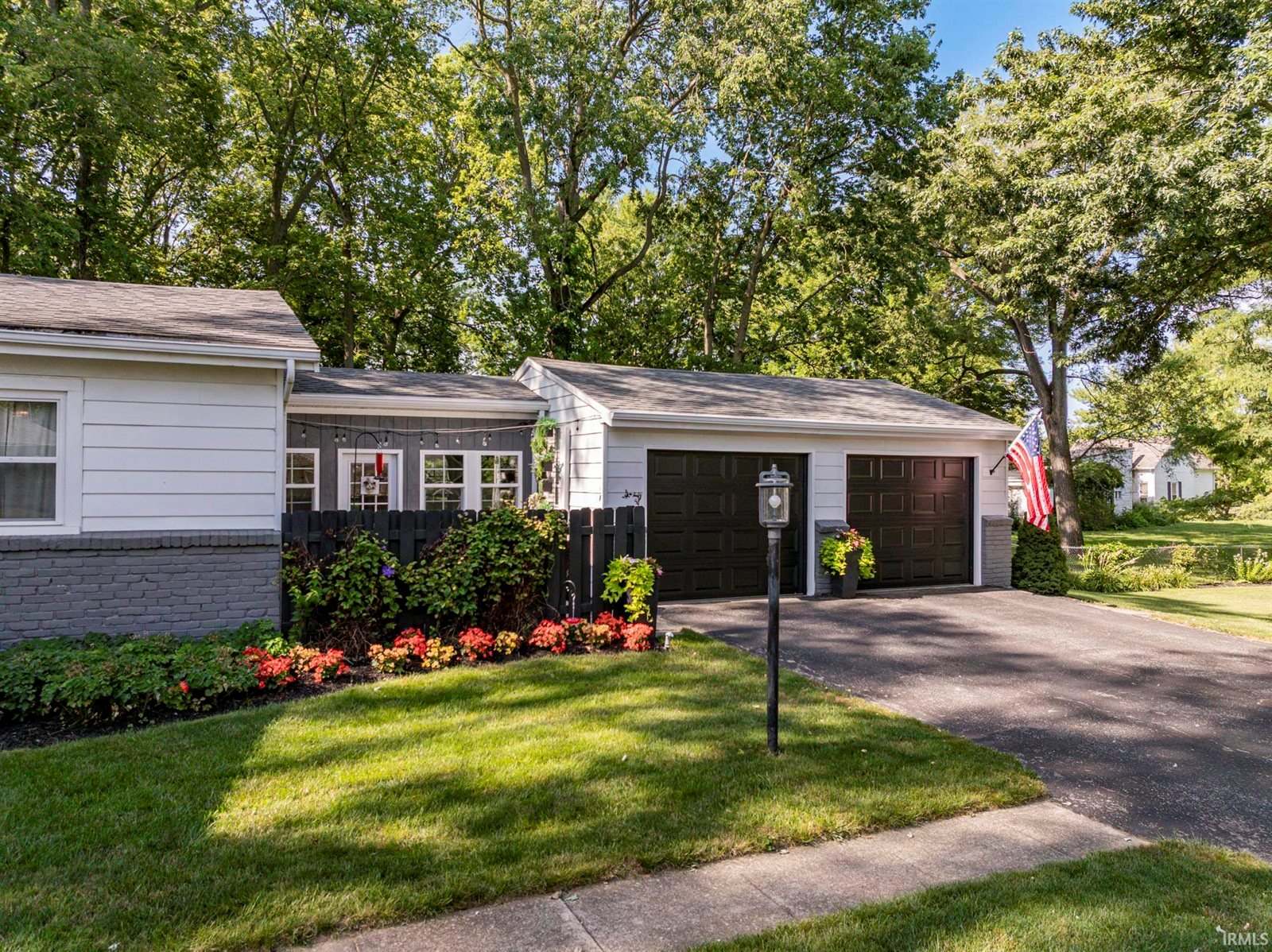 201 E Davidson Street, Muncie, IN 47303