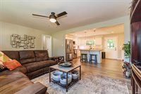 201 E Davidson Street, Muncie, IN 47303