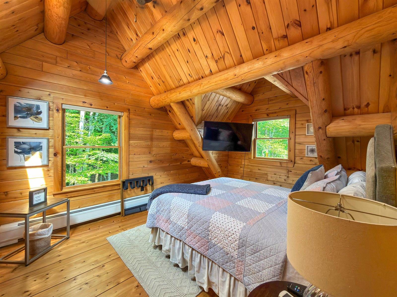 94 Roosevelt Road, Island Falls, ME 04747