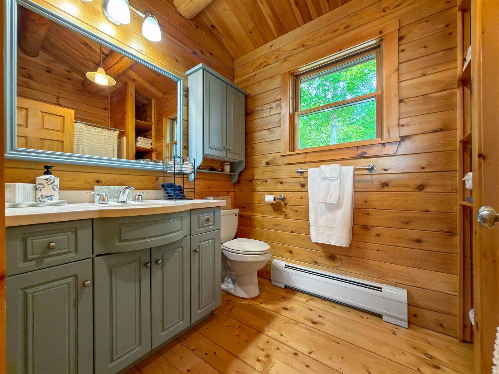 94 Roosevelt Road, Island Falls, ME 04747