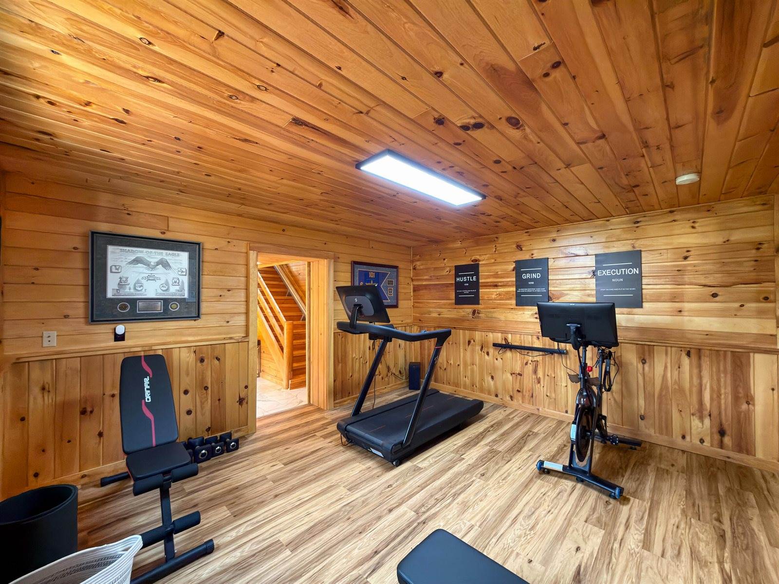 94 Roosevelt Road, Island Falls, ME 04747