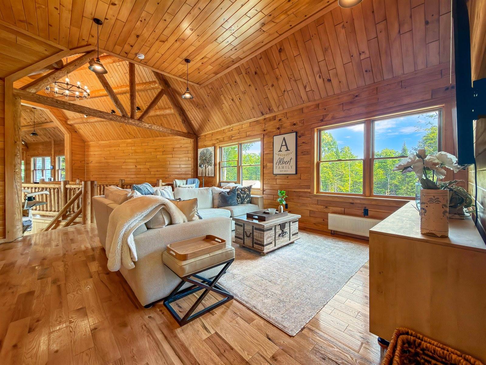 94 Roosevelt Road, Island Falls, ME 04747