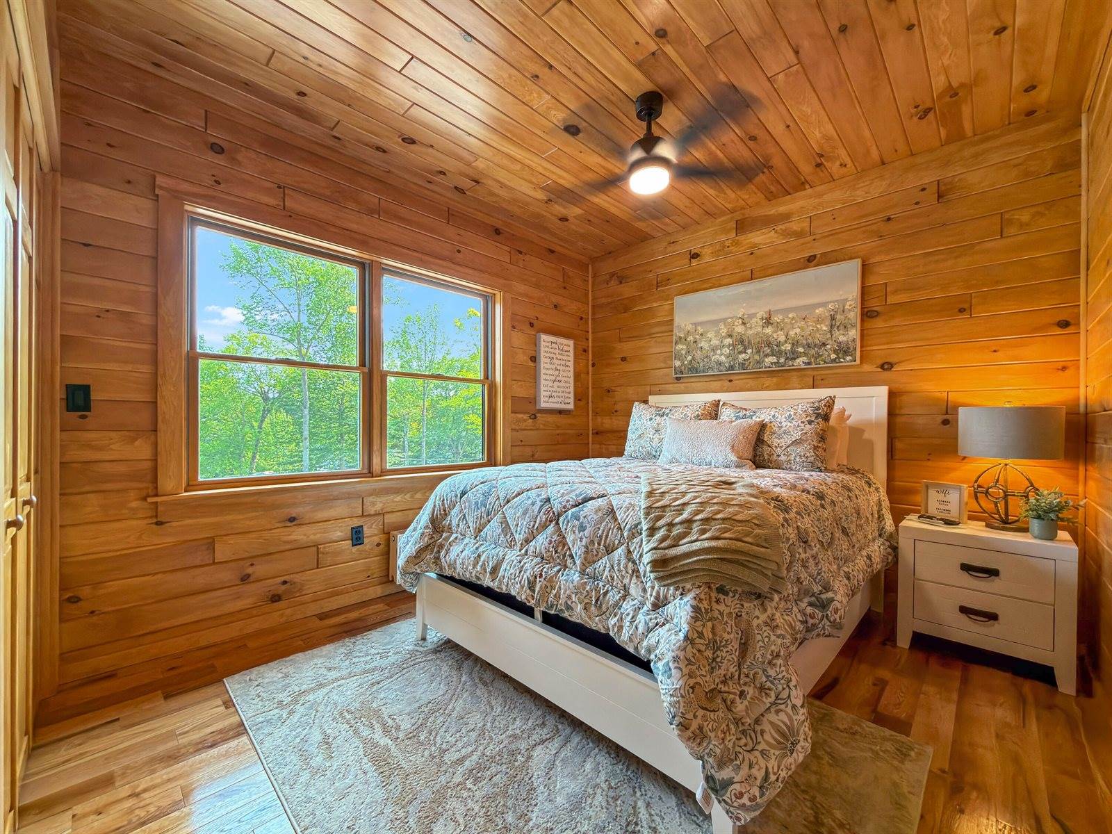 94 Roosevelt Road, Island Falls, ME 04747