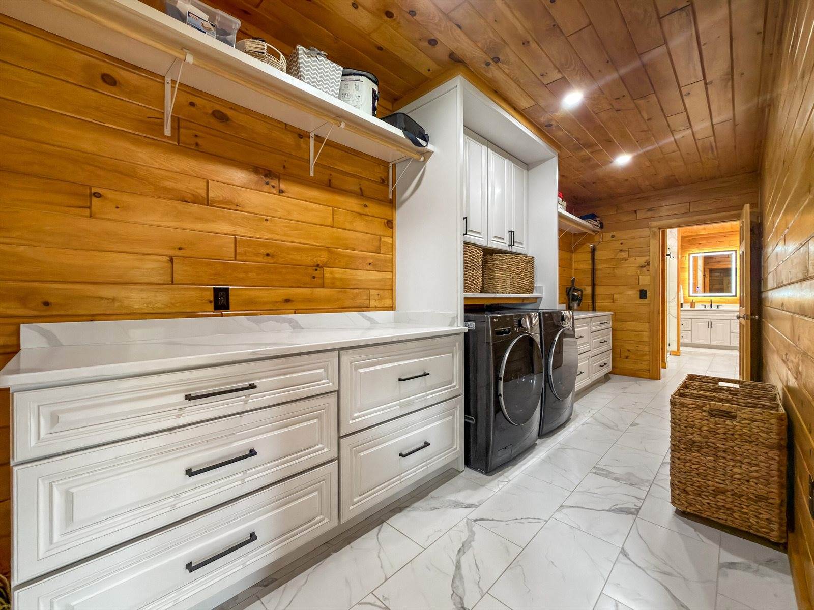 94 Roosevelt Road, Island Falls, ME 04747